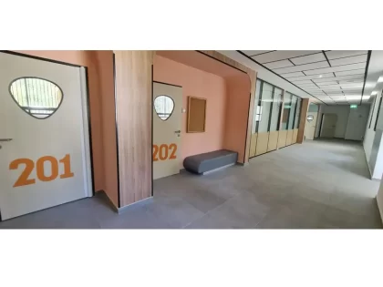 wall-0011